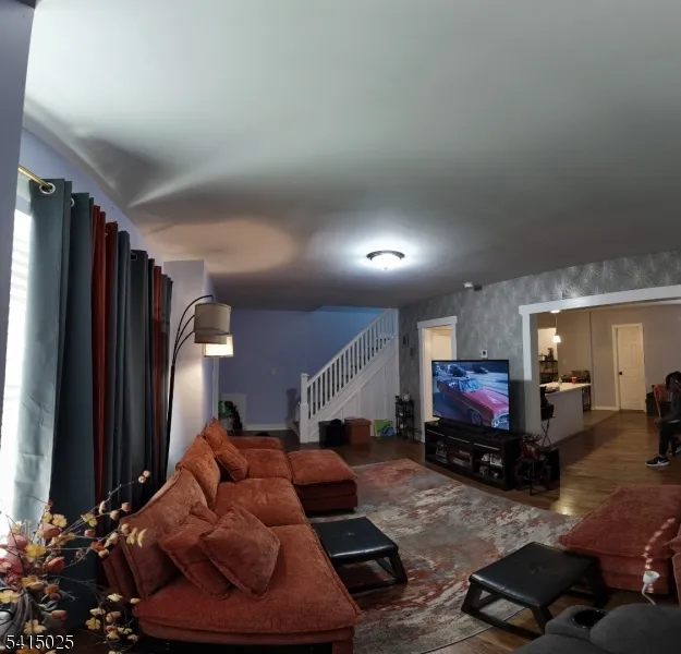 249 Weequahic Ave Newark City, NJ 07112