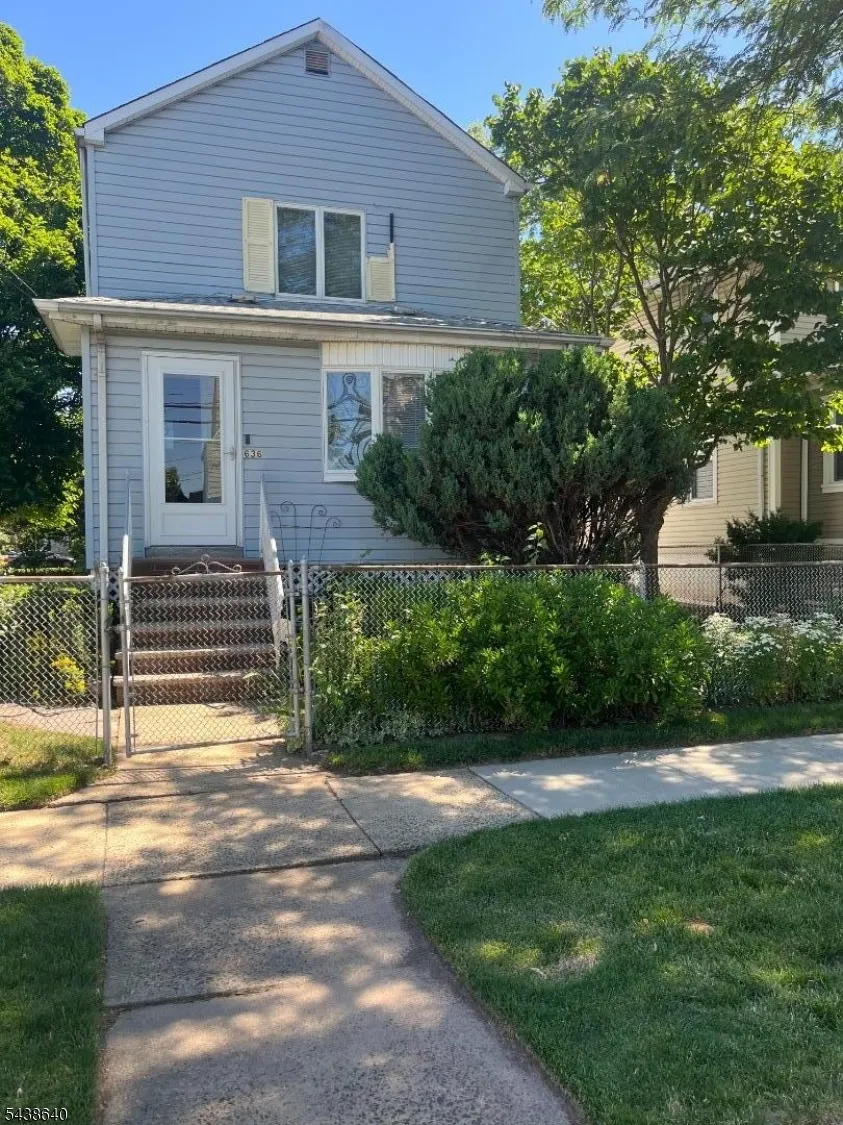 636 Washington Ave Linden City, NJ 07036
