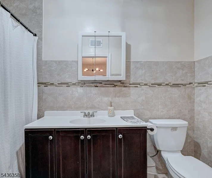 64 Norwood St Newark City, NJ 07106