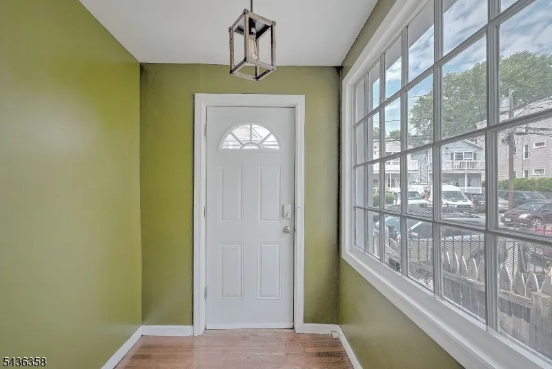64 Norwood St Newark City, NJ 07106