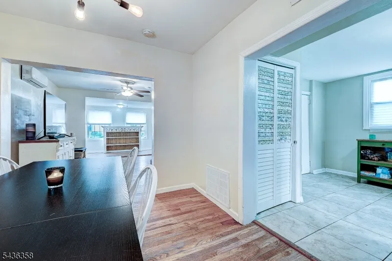 64 Norwood St Newark City, NJ 07106