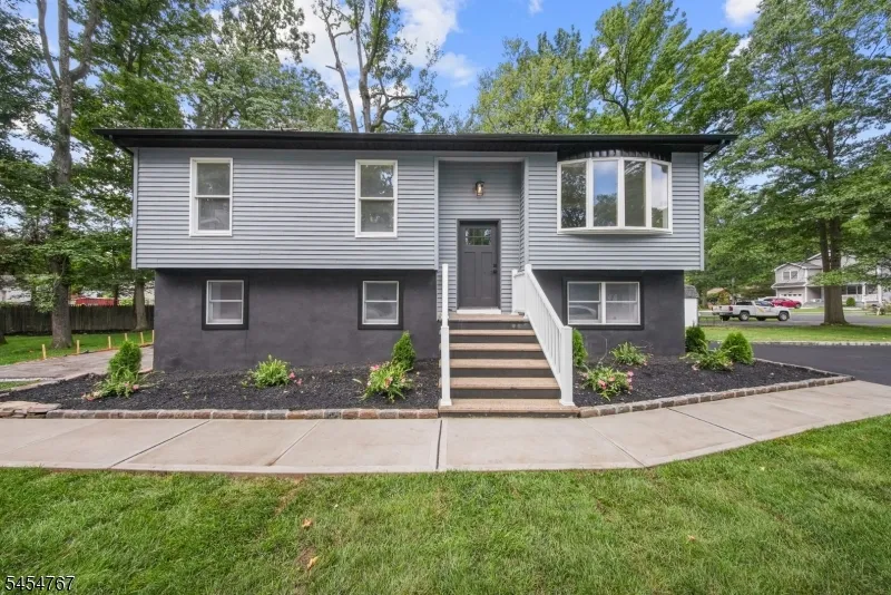 1834 Holly Rd North Brunswick, NJ 08902