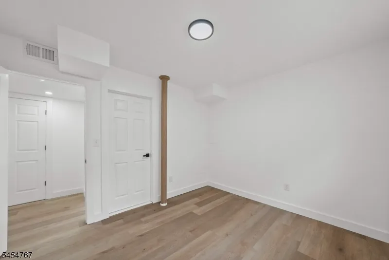 1834 Holly Rd North Brunswick, NJ 08902
