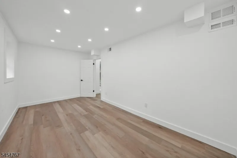 1834 Holly Rd North Brunswick, NJ 08902