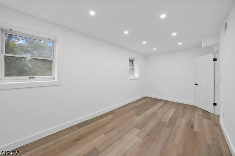 1834 Holly Rd North Brunswick, NJ 08902