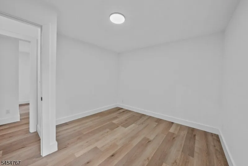 1834 Holly Rd North Brunswick, NJ 08902