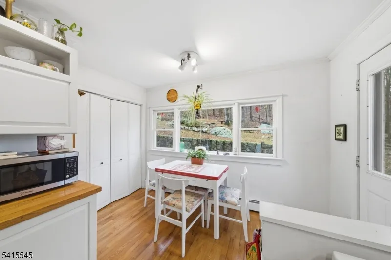 4 Emmet Roche Dr Montville, NJ 07005
