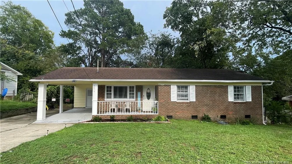 2615 Dinsmore Drive Fayetteville, NC 28306