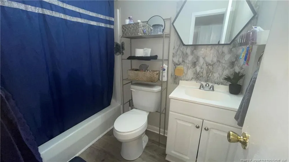 2615 Dinsmore Drive Fayetteville, NC 28306