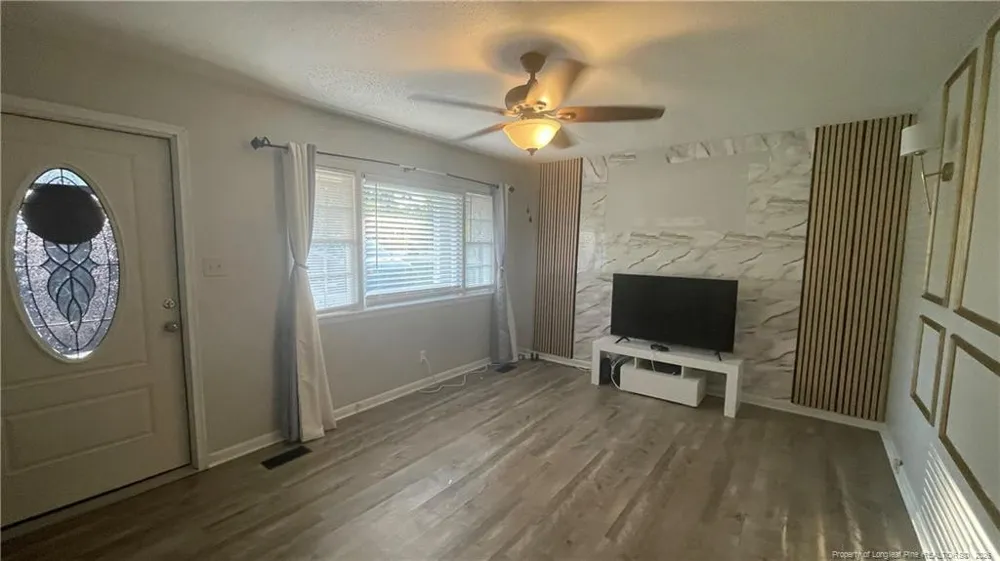 2615 Dinsmore Drive Fayetteville, NC 28306