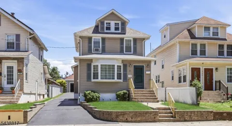 332 Riverside Ave