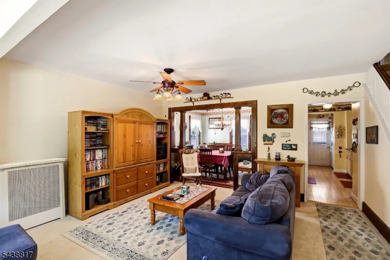 332 Riverside Ave Lyndhurst, NJ 07071