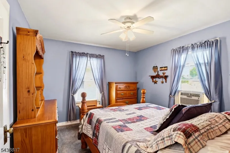 332 Riverside Ave Lyndhurst, NJ 07071