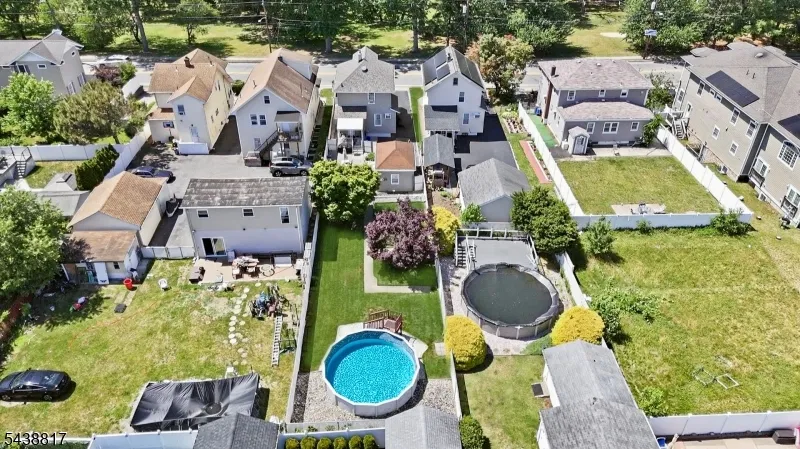 332 Riverside Ave Lyndhurst, NJ 07071