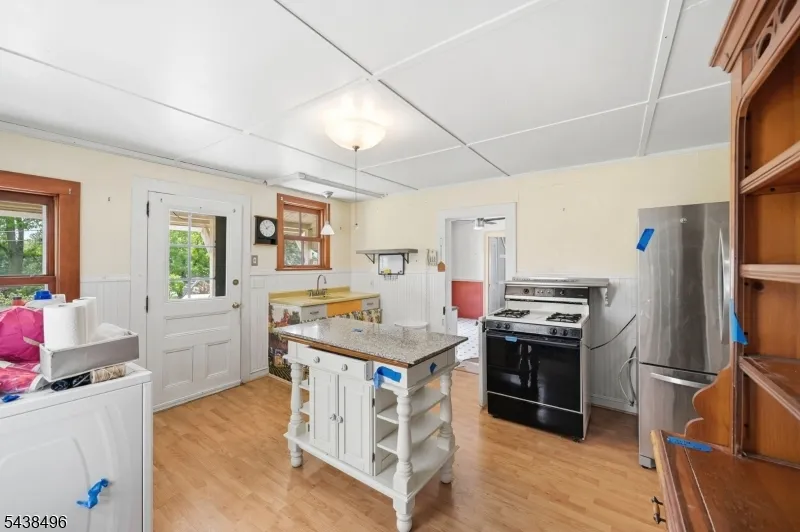 92 Randolph Ave Mine Hill, NJ 07803