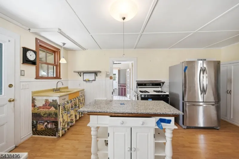 92 Randolph Ave Mine Hill, NJ 07803