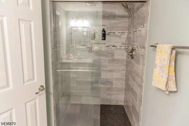 419 Putnam Rd Union, NJ 07083