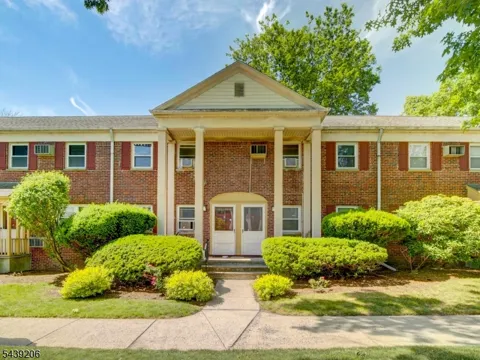 500 S Center St #E11 Unit E11