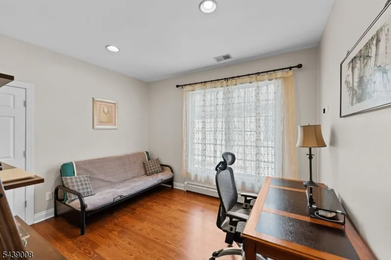 23 Lighthouse Dr South Amboy City, NJ 08879