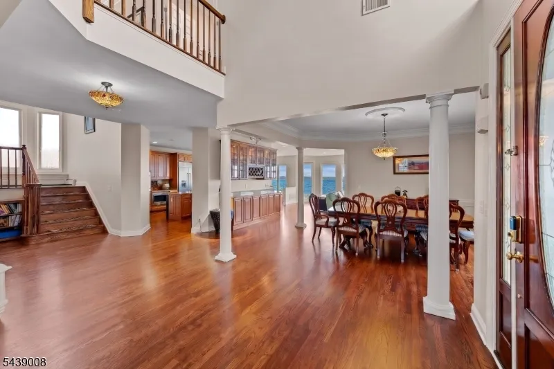 23 Lighthouse Dr South Amboy City, NJ 08879