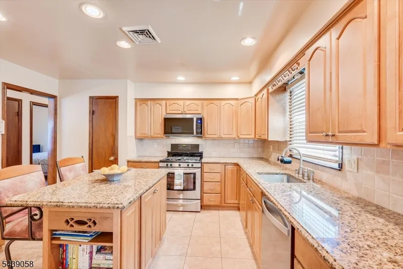 741 Belvidere Ave Plainfield City, NJ 07062