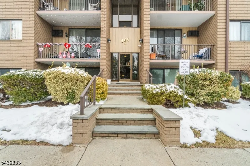 468 Liberty St, Unit 101 #101 Unit 101 Little Ferry, NJ 07643