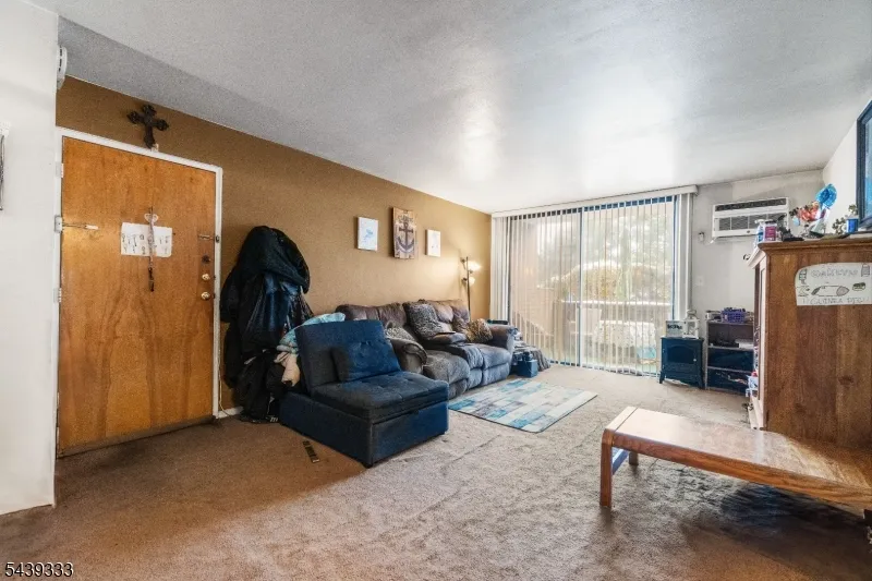 468 Liberty St, Unit 101 #101 Unit 101 Little Ferry, NJ 07643