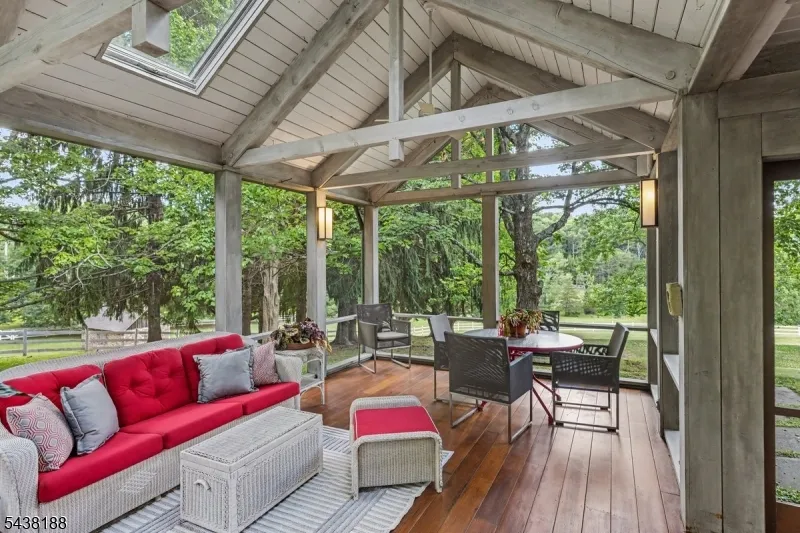 65 Brookville Hollow Rd Delaware, NJ 08559