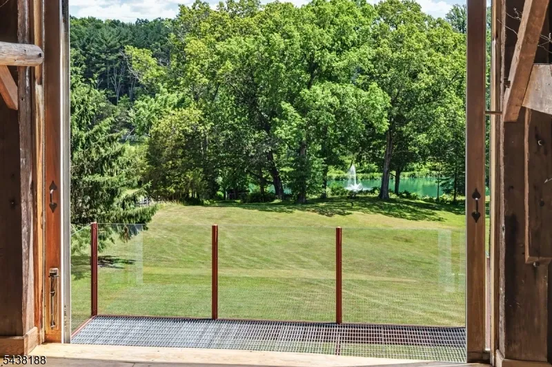 65 Brookville Hollow Rd Delaware, NJ 08559