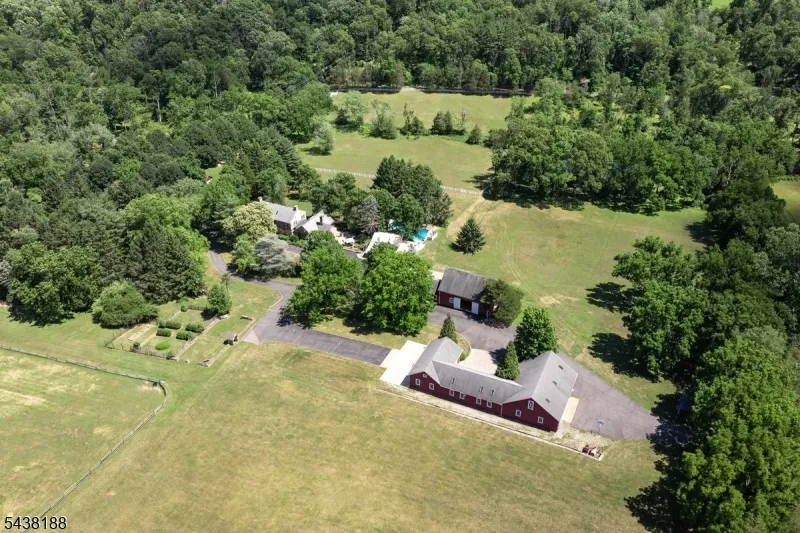 65 Brookville Hollow Rd Delaware, NJ 08559