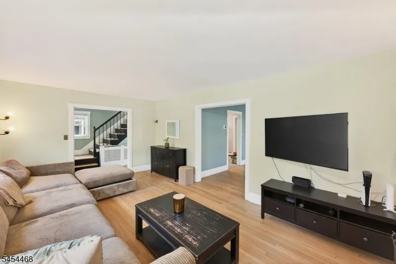 12 Capner St Flemington, NJ 08822