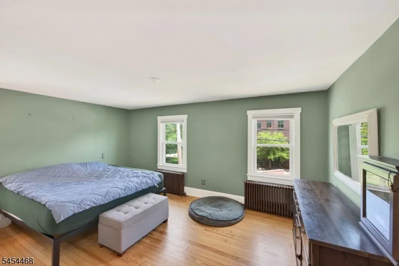12 Capner St Flemington, NJ 08822