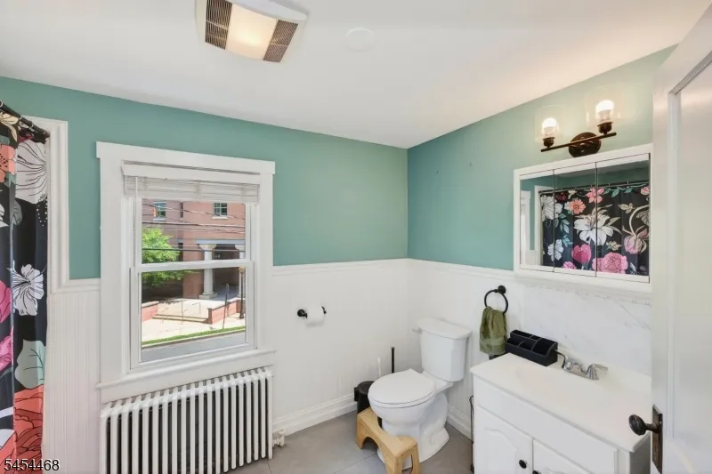 12 Capner St Flemington, NJ 08822