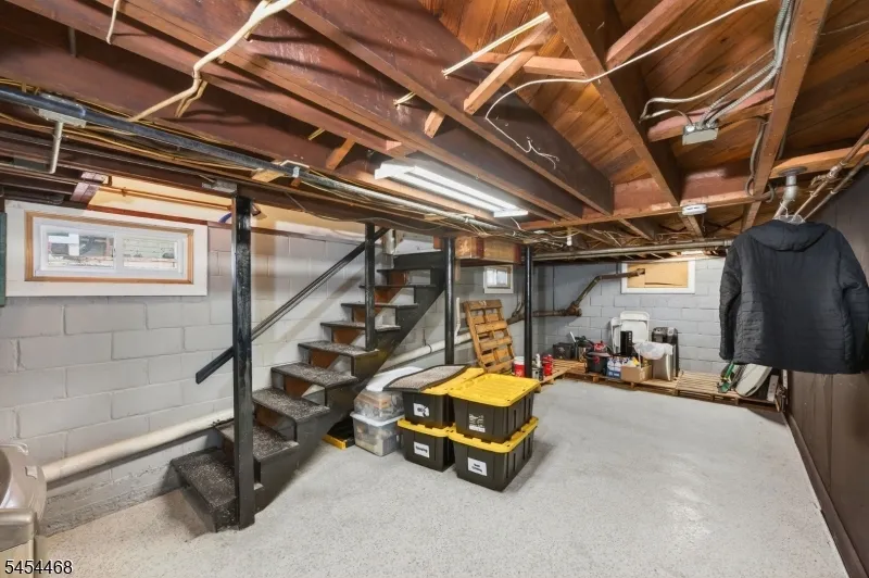 12 Capner St Flemington, NJ 08822