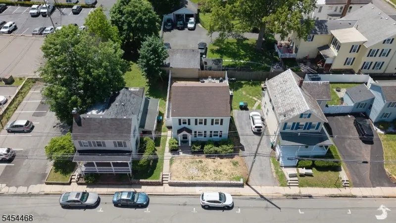 12 Capner St Flemington, NJ 08822
