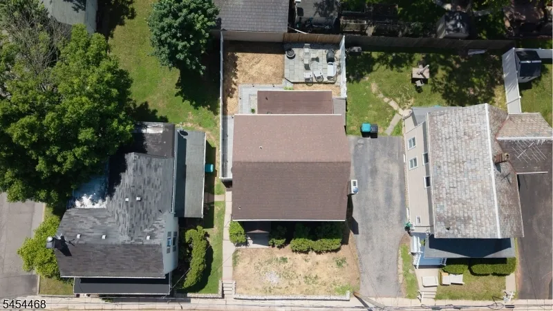 12 Capner St Flemington, NJ 08822
