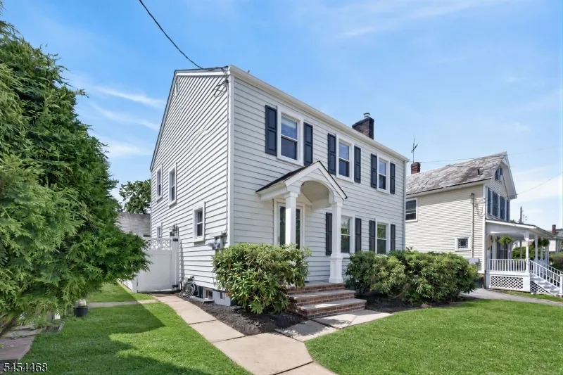 12 Capner St Flemington, NJ 08822