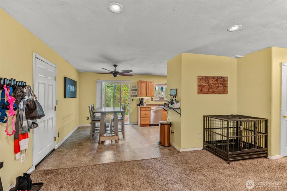 20 Buckhorn Court Hoodsport, WA 98548