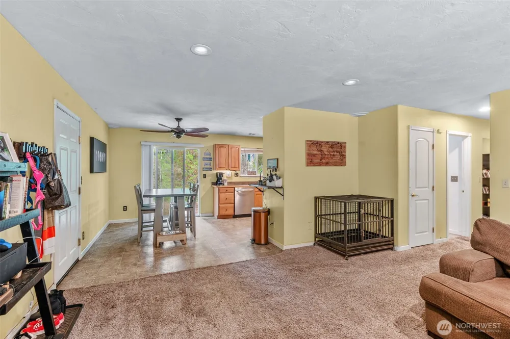 20 Buckhorn Court Hoodsport, WA 98548