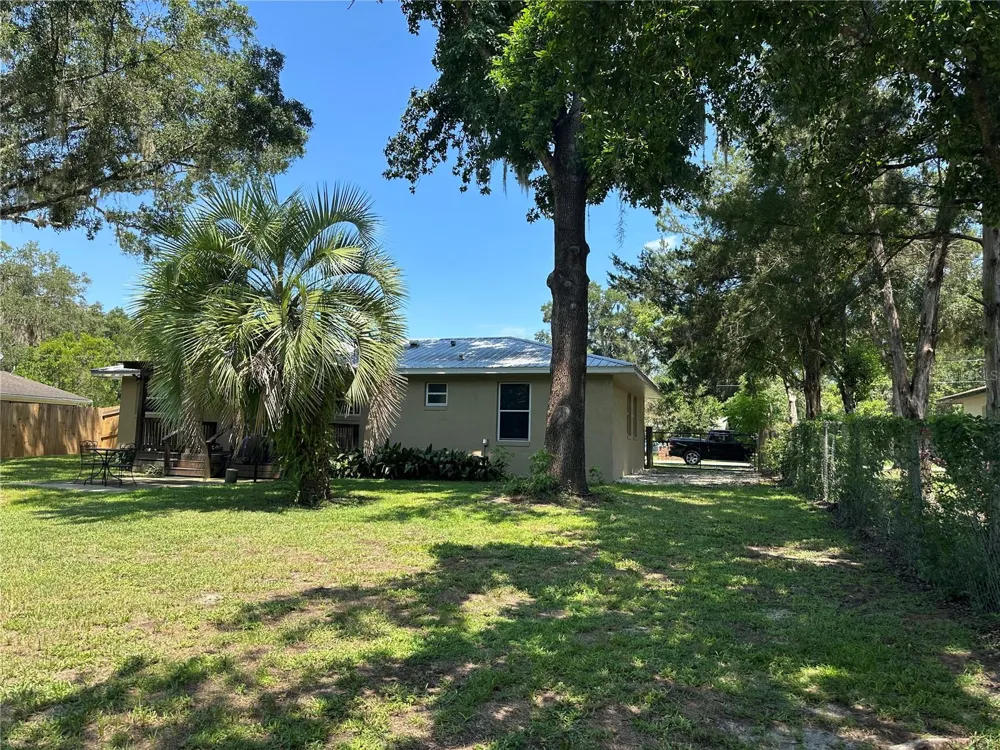 3724 W SULLIVAN STREET Dunnellon, FL 34433