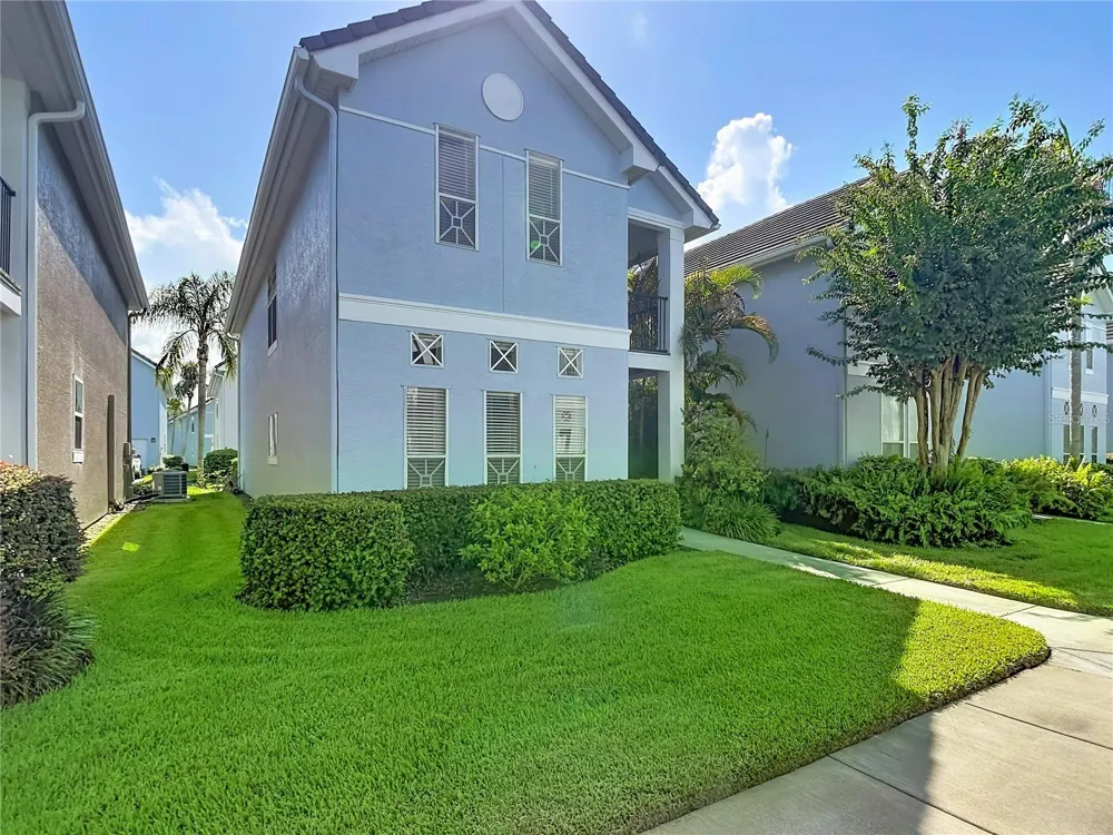 4008 BANGALOW PALM COURT Tampa, FL 33624