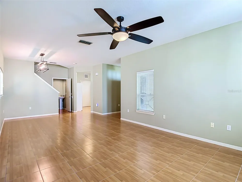 4008 BANGALOW PALM COURT Tampa, FL 33624