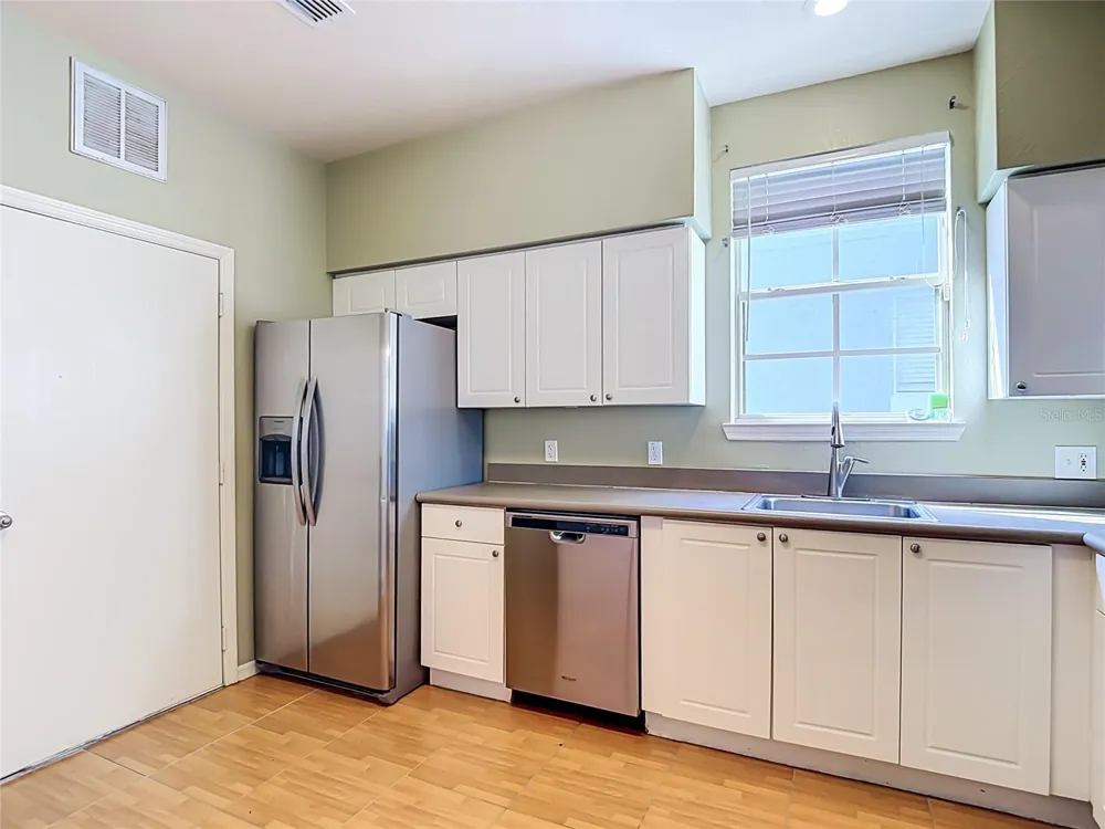 4008 BANGALOW PALM COURT Tampa, FL 33624
