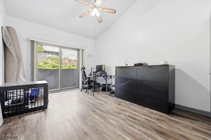 52 Adams Ter Clifton City, NJ 07013
