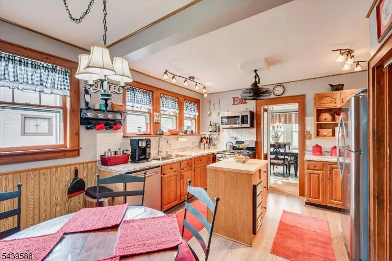 1052 Sherman Ave South Plainfield, NJ 07080
