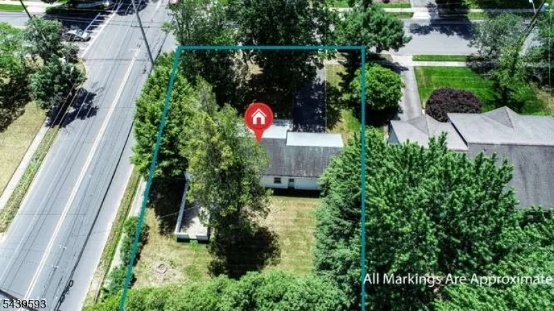 4 Beverly Rd Glen Rock, NJ 07452