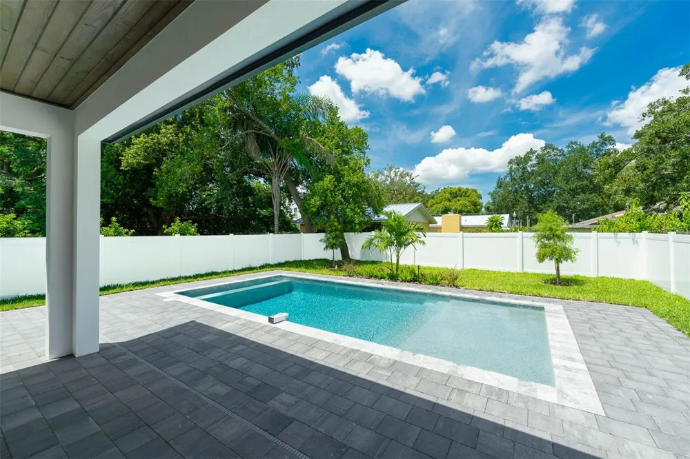 1526 MILLER AVENUE Winter Park, FL 32789