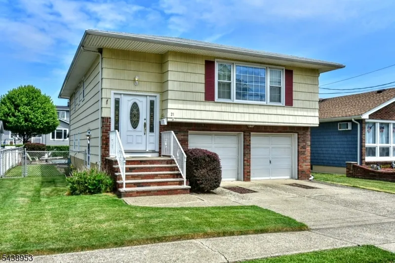 23 Harrison Ave Saddle Brook, NJ 07663
