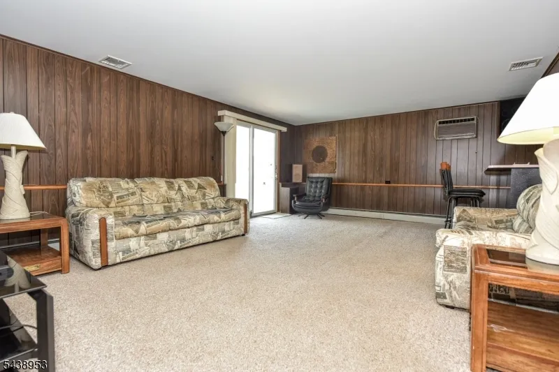 23 Harrison Ave Saddle Brook, NJ 07663