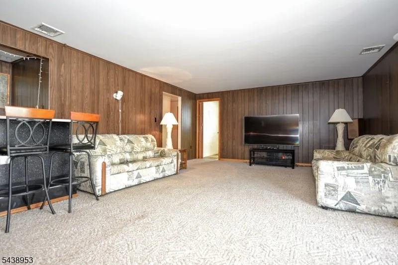 23 Harrison Ave Saddle Brook, NJ 07663